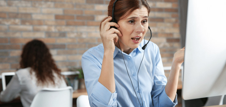 Why Siloed Outbound Call Centers are Struggling & the Blended Solution