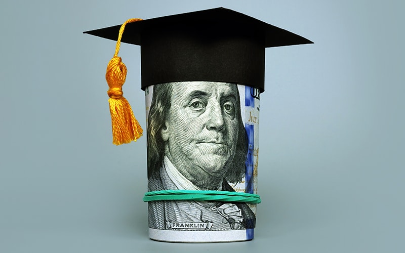 Education Industry Outlook for 2024: Enhancing Customer Experience in Student Loan Debt Collection amidst Changing Financial Regulations